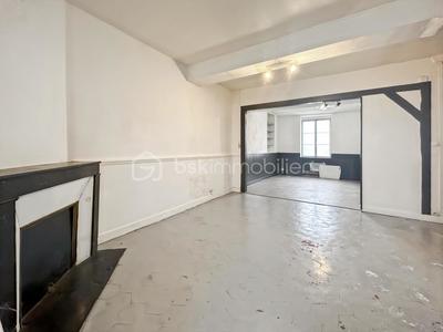 Maison - 85 m² - 4 pièces