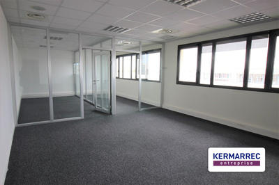 Bureau - 108 m²