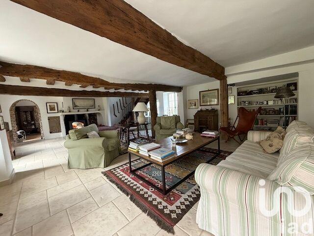 Maison - 387 m² - 13 pièces