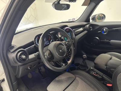 Mini Mini Hatch 3 Portes Cooper 136 ch Edition Greenwich