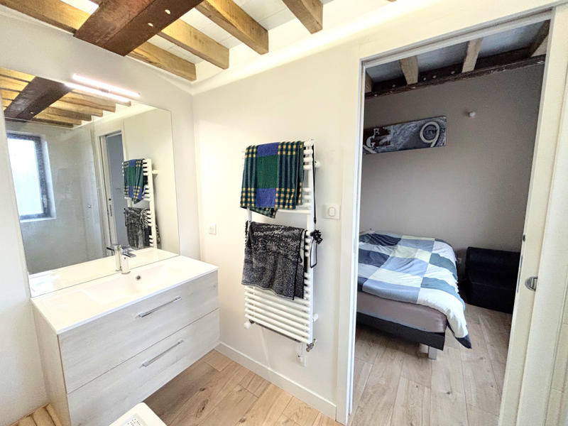 Maison - 207 m² - 7 pièces