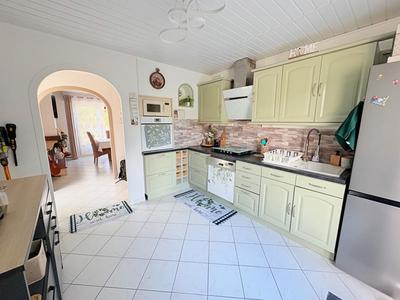 Maison - 98 m² - 5 pièces