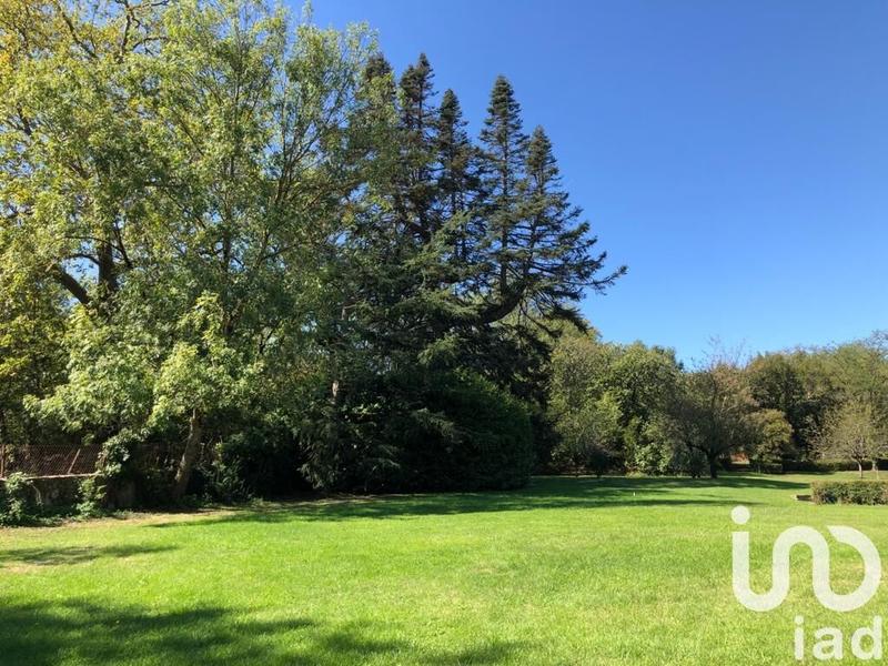 Maison - 331 m² - 12 pièces