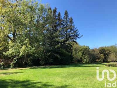 Maison - 331 m² - 12 pièces