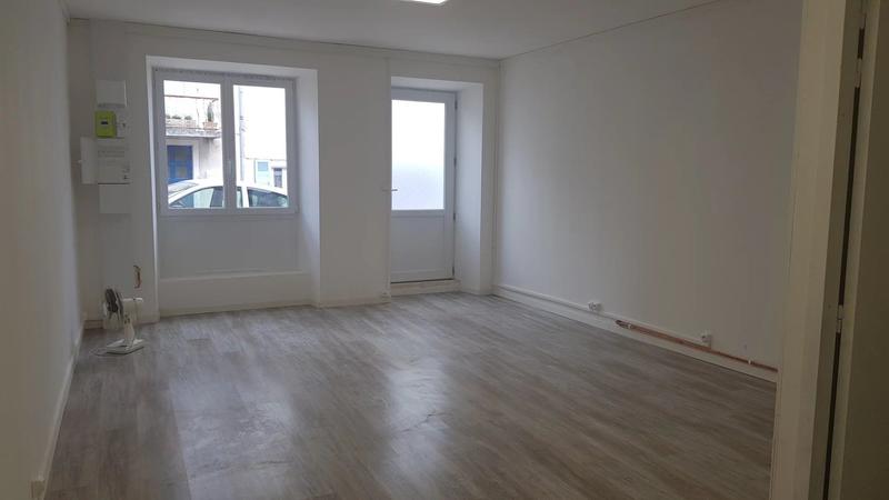 Magasins - 32 m² - 1 pièce