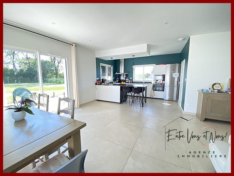 Maison contemporaine - 151 m² - 5 pièces