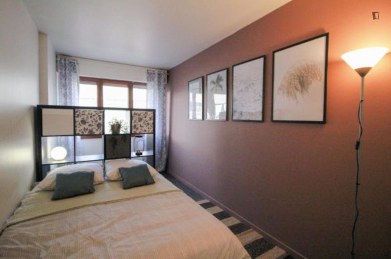 Chambre - 10 m² - 5 pièces