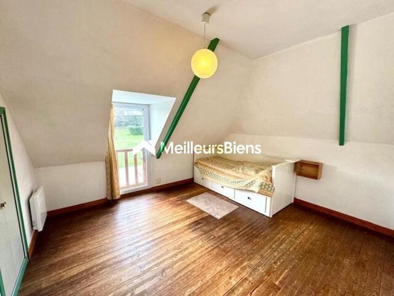 Maison - 131 m² - 8 pièces