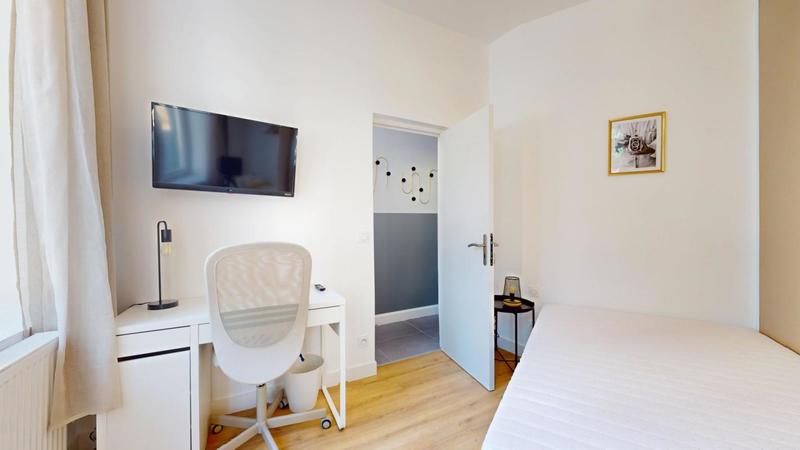 Maison - 142 m² - 10 pièces