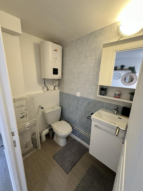 Studio - 15 m² - 1 pièce