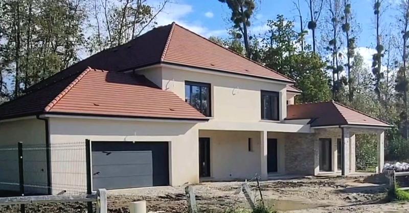 Maison - 140 m² - 5 pièces