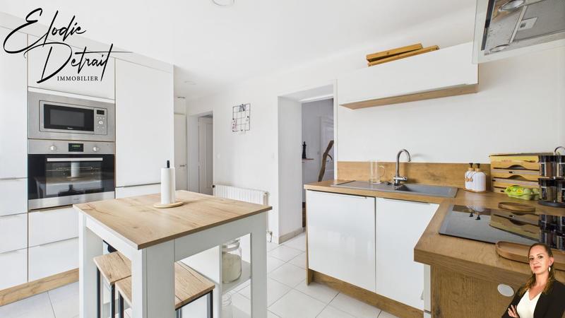 Maison de ville - 80 m² - 5 pièces