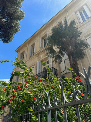 Maison - 300 m² - 10 pièces