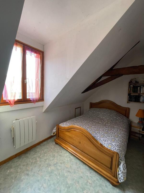 Maison - 99 m² - 5 pièces