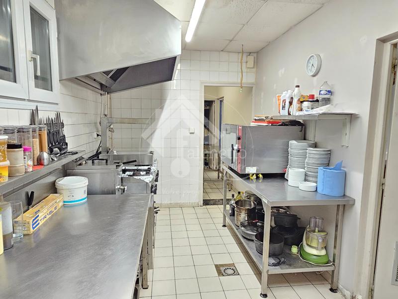 Fonds de commerce - Magasins - 140 m²