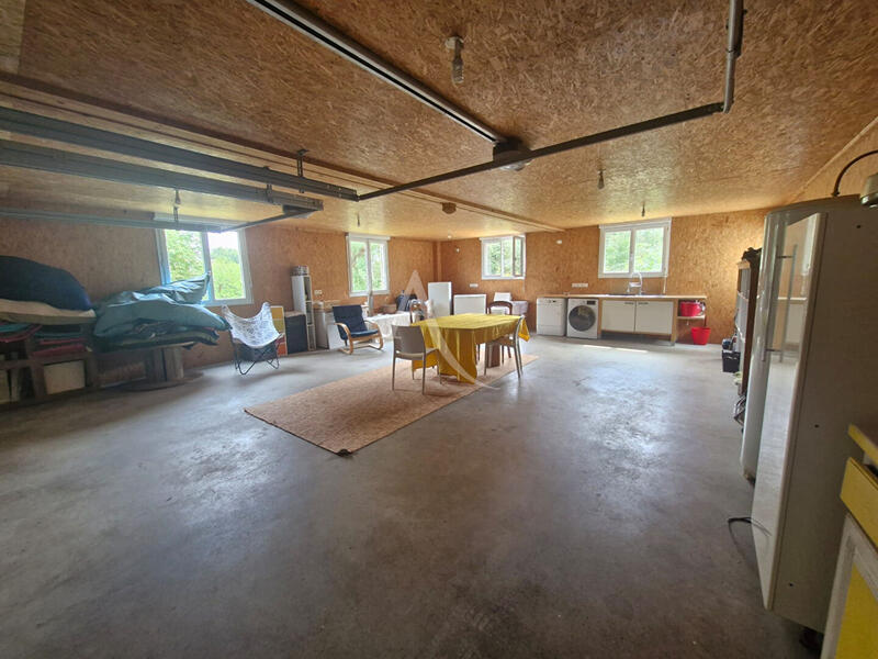 Maison - 137 m² - 5 pièces