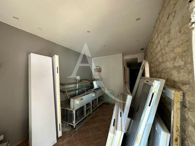 Local commercial - 166 m²