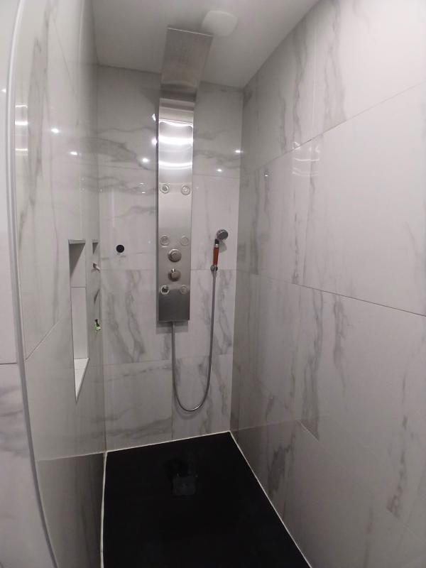 Appartement - 93 m² - 5 pièces