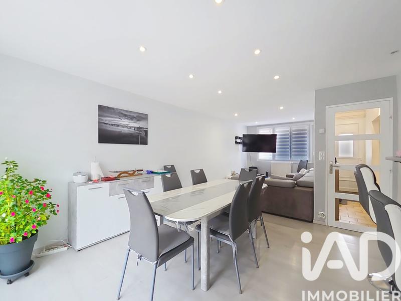 Maison - 92 m² - 4 pièces