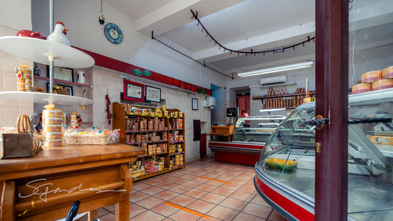 Fonds de commerce - 574 m²