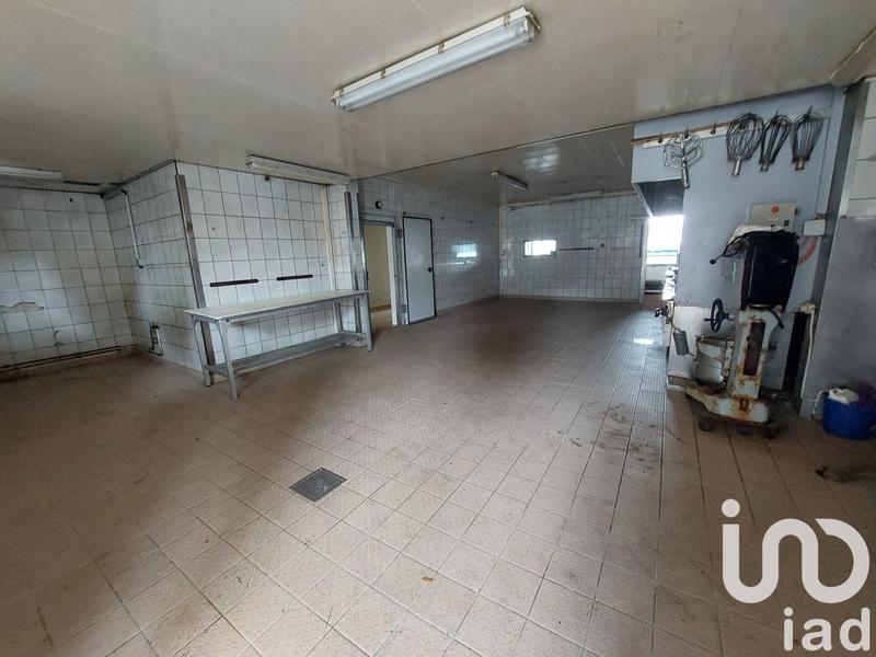 Appartement - 600 m² - 5 pièces