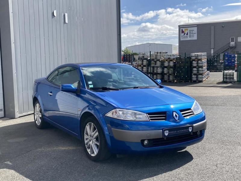 Renault Mégane Coupé Cabriolet 2.0i 16v 136 Ch Sport Dynamique - Garantie 6 Mois