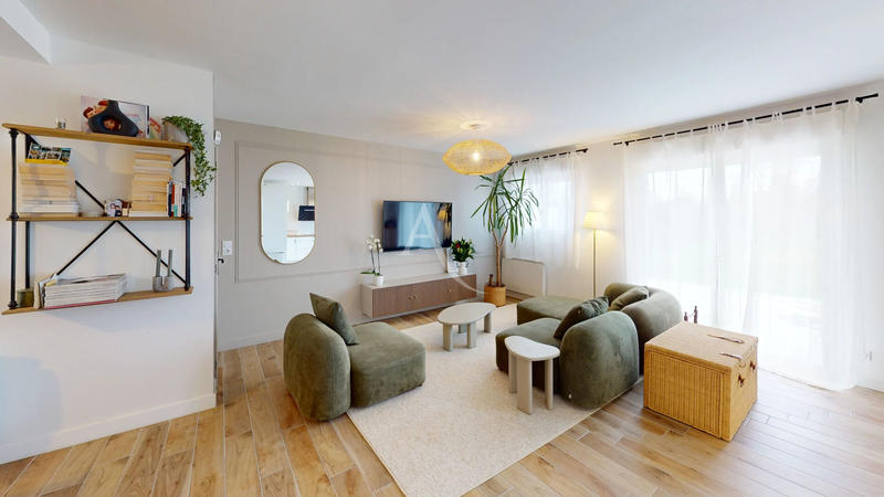 Maison - 101 m² - 4 pièces