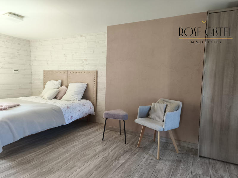 Maison - 200 m² - 7 pièces