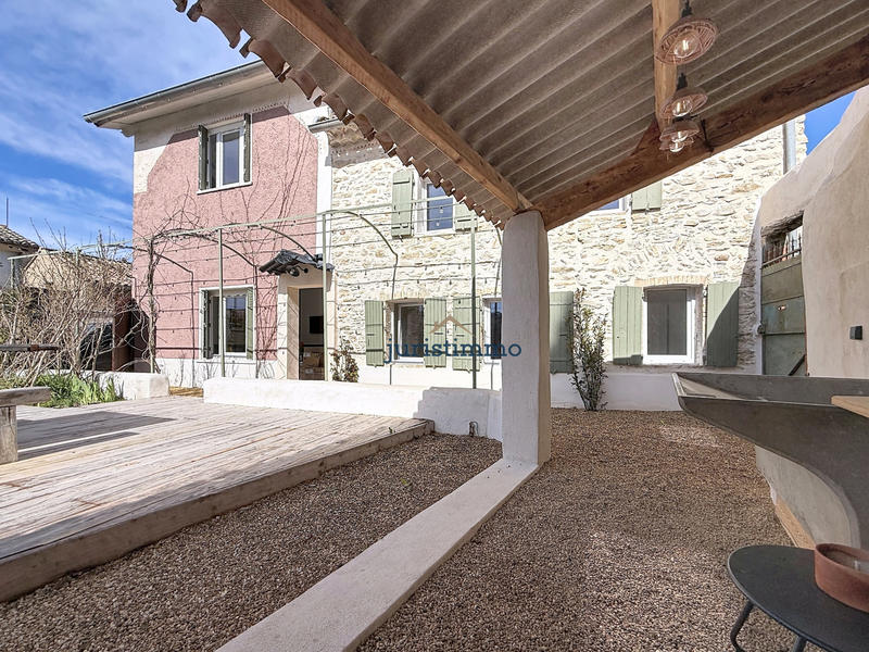 Mas - 103 m² - 3 pièces