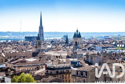 Appartement - 105 m² - 3 pièces