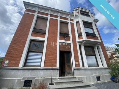 Maison de maîtres - 239 m² - 12 pièces