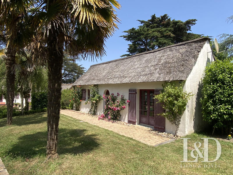 Maison - 185 m² - 7 pièces