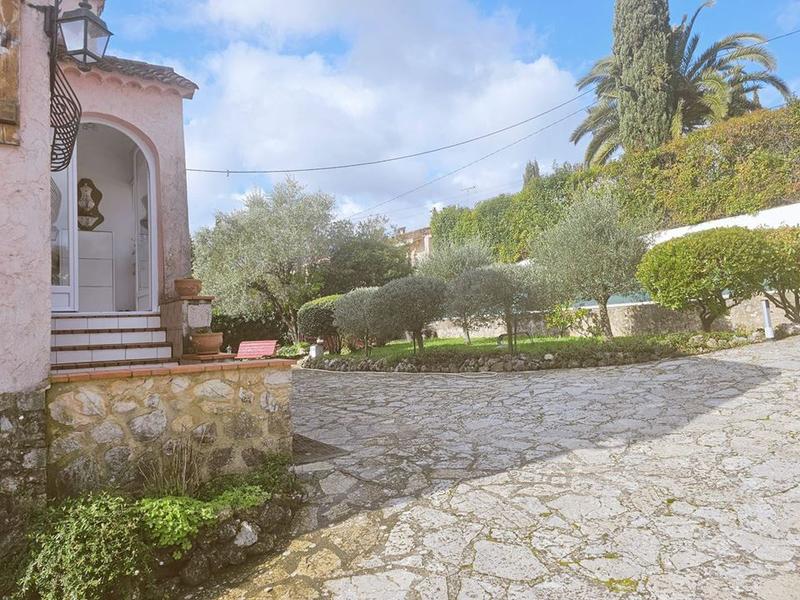 Maison traditionnelle - 112 m² - 4 pièces