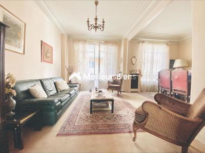 Appartement ancien - 98 m² - 5 pièces