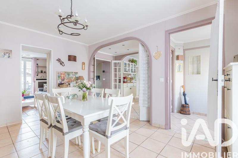 Maison - 157 m² - 8 pièces