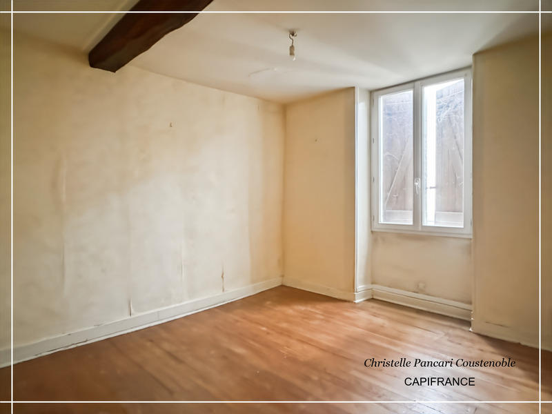 Maison - 157 m² - 8 pièces