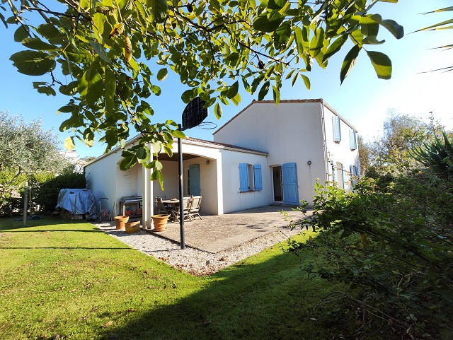 Maison - 140 m² - 6 pièces