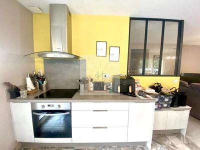 Immeuble - 92 m² - 5 pièces