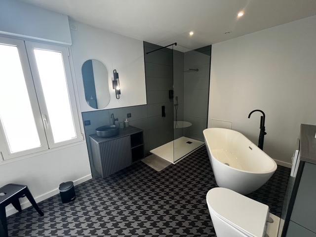 Maison de maîtres - 277 m² - 8 pièces