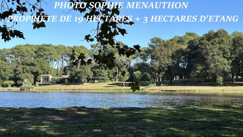 Propriété - 500 m² - 8 pièces