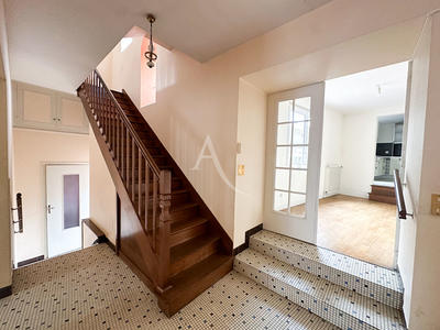 Maison - 128 m² - 6 pièces