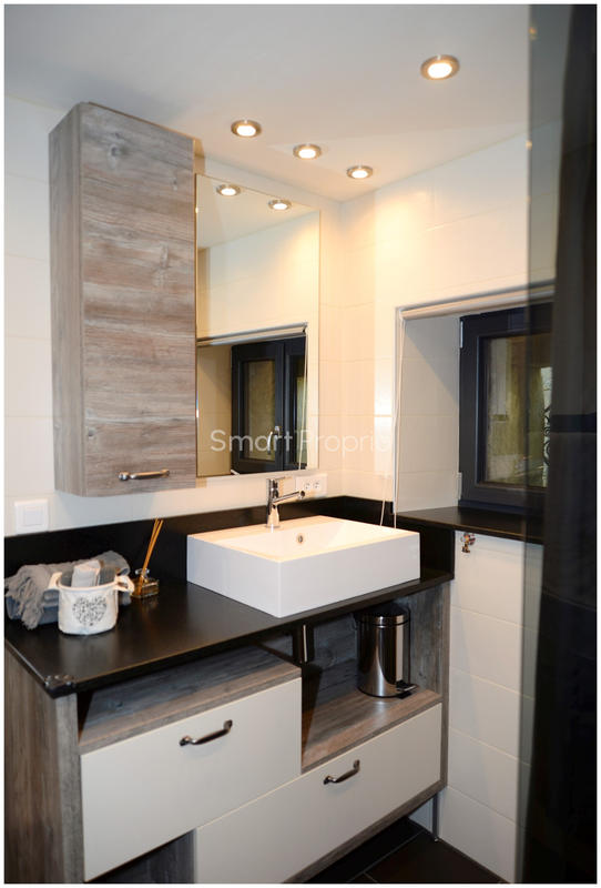 Propriété - 320 m² - 10 pièces