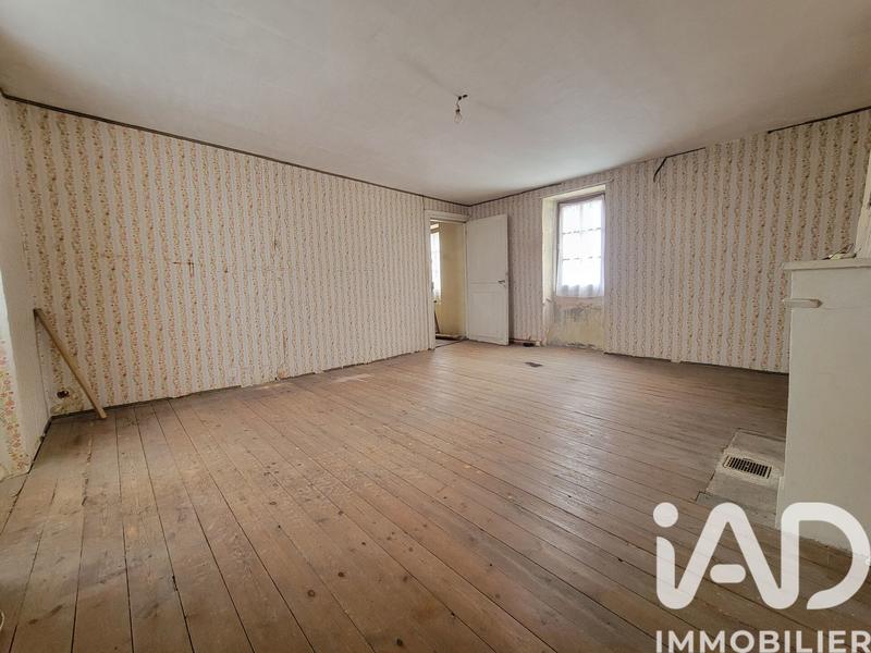 Maison - 99 m² - 5 pièces