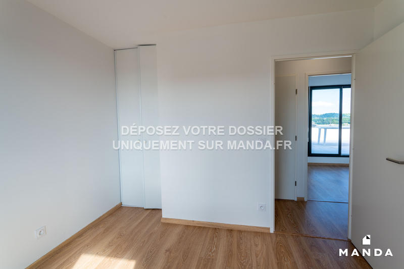 Appartement - 90 m² - 4 pièces