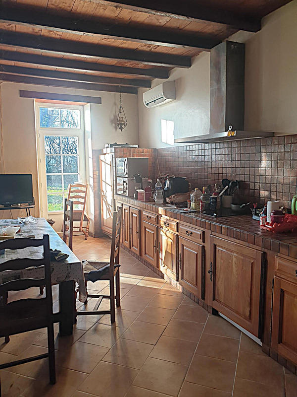 Maison de campagne - 406 m² - 8 pièces
