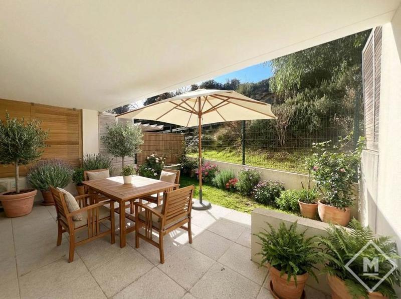 Appartement - 83 m² - 4 pièces