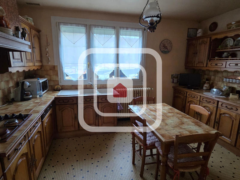 Maison - 95 m² - 5 pièces