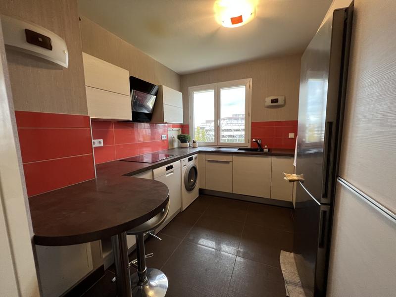 Appartement - 116 m² - 6 pièces