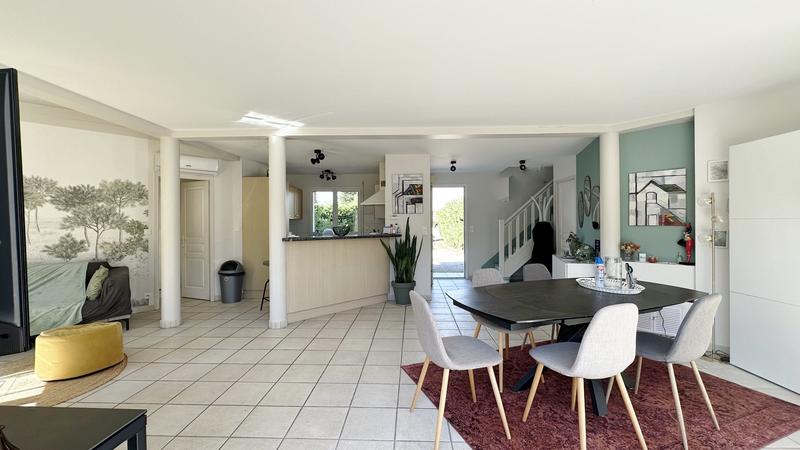 Maison d'architecte - 110 m² - 5 pièces