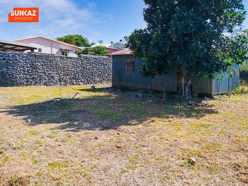 Terrain constructible - 654 m²